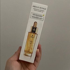 🥳SOLD🎉Guerlian youth watery oil 50ml